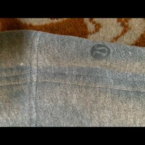 Women’s gently used Lululemon hoodie